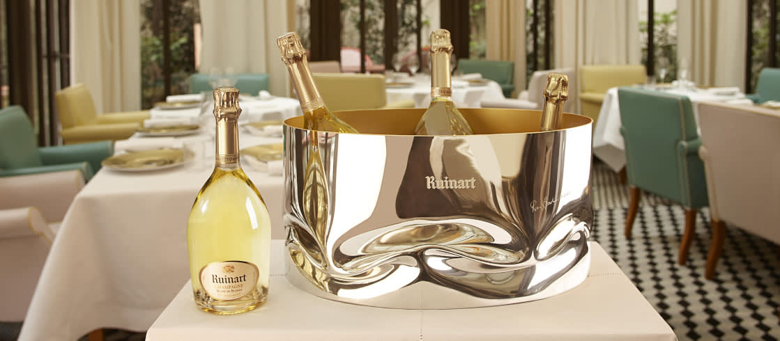 vertaling Dempsey veerboot Champagne: de kunst van het serveren volgens de grote champagnehuizen