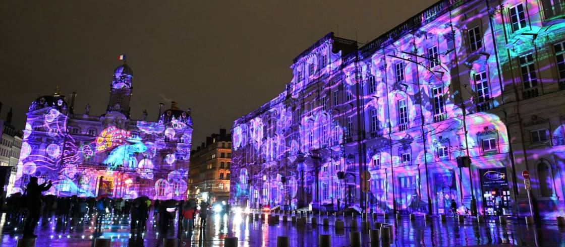 The rabbit in the moon, one of the flagship installations of the 2021 edition of the Fête des Lumières, on the Place des Terreaux in Lyon.