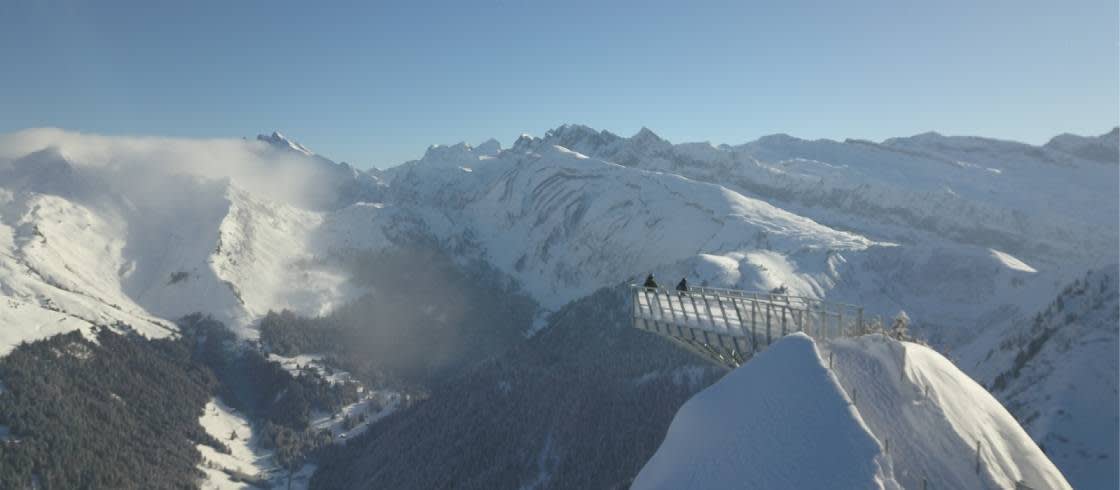 ALPE D'HUEZ - France Montagnes - Official Website of the French