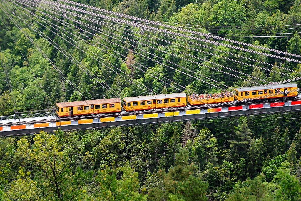Bijzondere rit met het gele treintje in de oostelijke PyreneeÃƒÆ’Ã‚Â«n