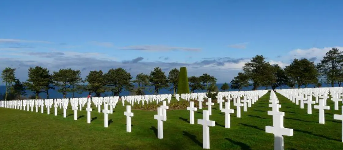 image__header__normandy-visit-the-omaha-beach-american-cemetery-memorial-in-colleville-sur-mer__croix-r-ale-goff-calvadostourismejpg