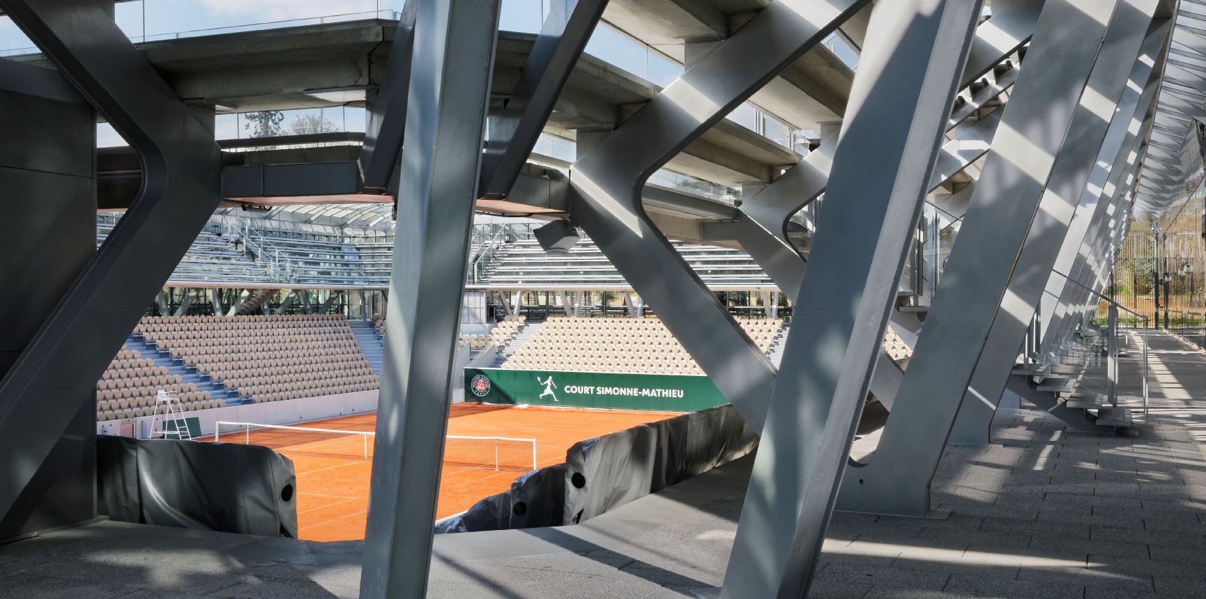 Architecture Opening of the new futuristic court of Roland-Garros
