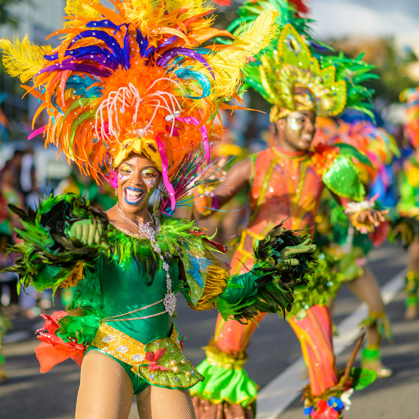 ✨Carnaval Guadeloupe ✨ : J'adore cette Tenue OUAAAH  Carnival outfit  carribean, Carnival outfits, Festival costumes
