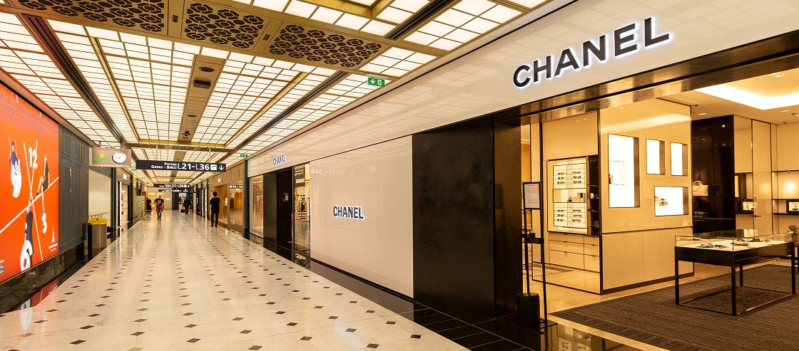 Shopping at Paris Charles de Gaulle airport