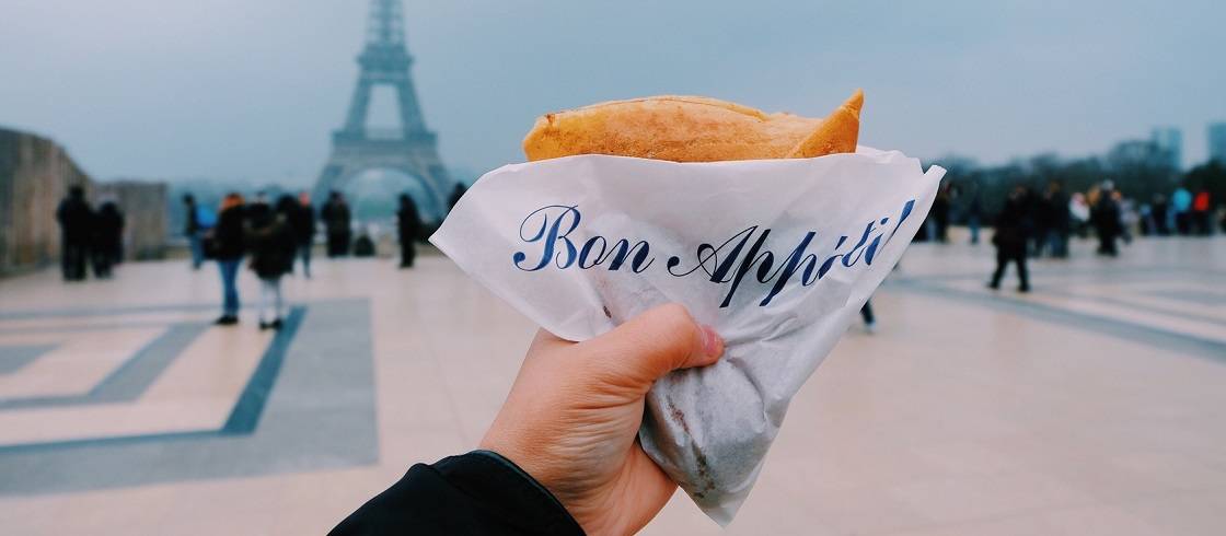 Is There a Restaurant in the Eiffel Tower? Discover the Gastronomic Delights Within!
