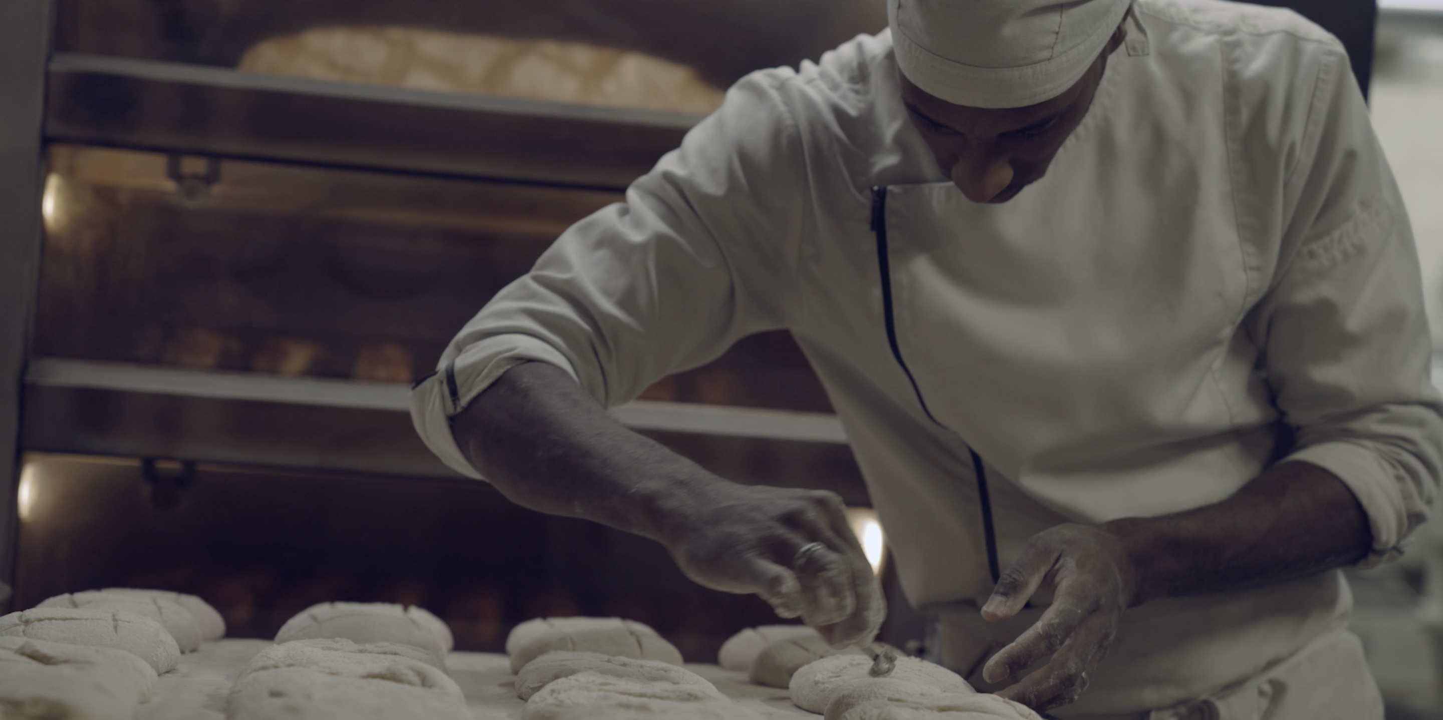 Dans Les Coulisses De La Boulangerie Utopie A Paris