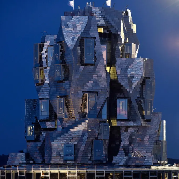Das Gebäude „Ressource“ der Luma Arles, mitgestaltet von Frank Gehry.