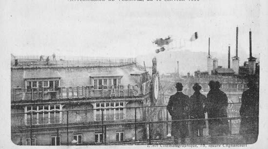 Jules Védrines’ plane landing on the Galeries Lafayette rooftop in 1919
