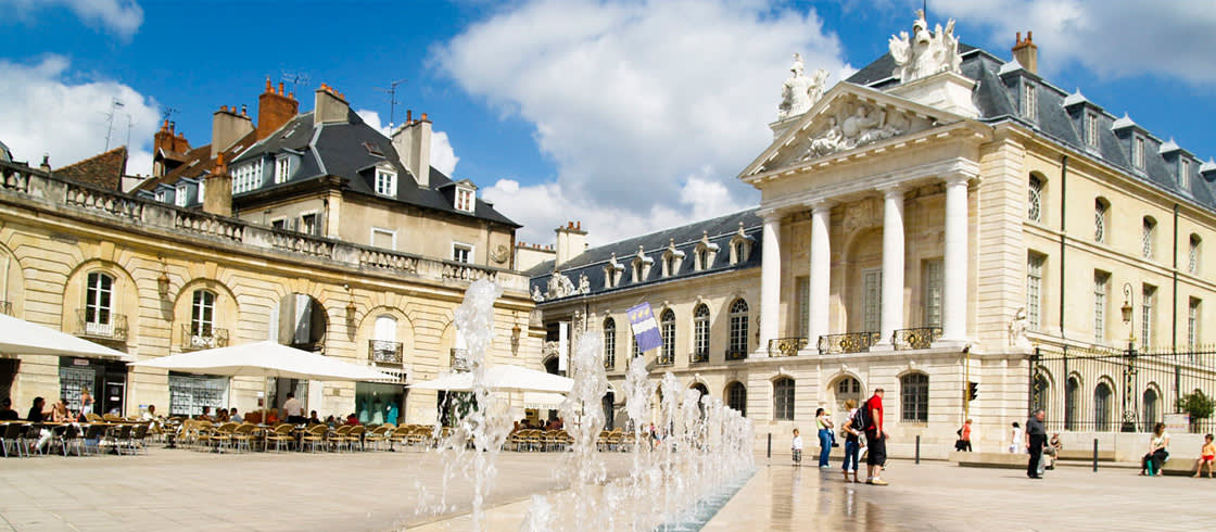 La plaza de la Liberación de Dijon, en Borgoña.