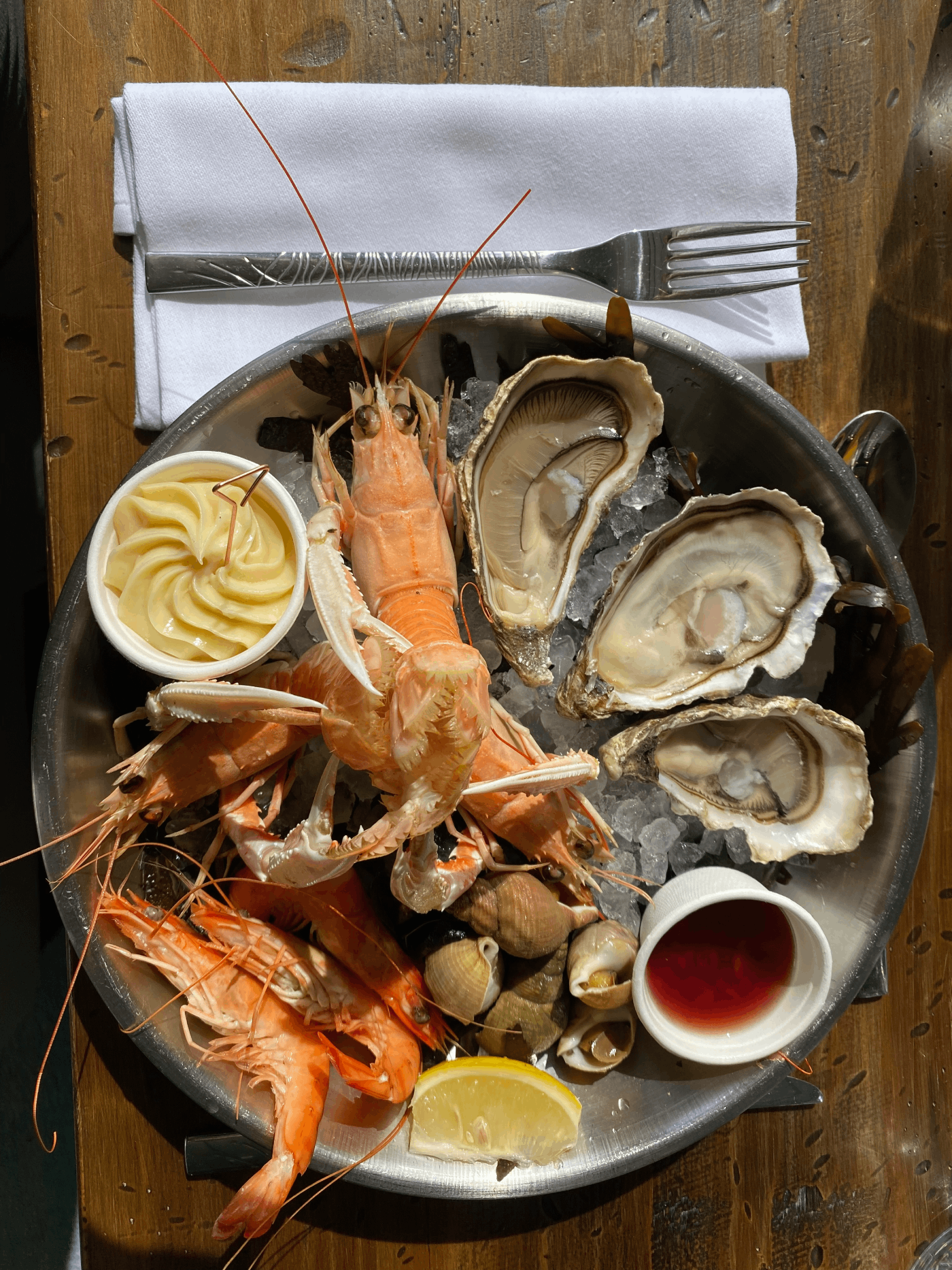 Enjoy amazing seafood at Le Chatillon in Boulogne-sur-Mer 
