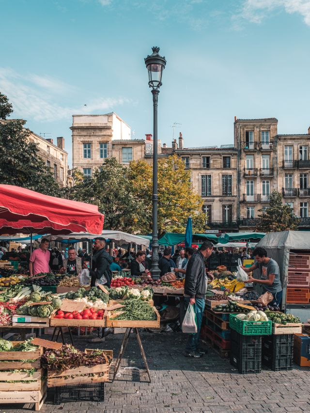 Market Saint-Michel © Teddy Verneuil - lezbroz