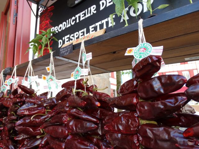 Espelette peppers © B Chanet-CRTNA