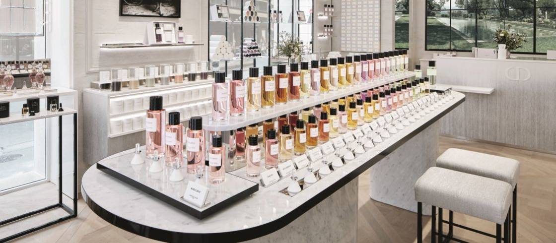 driehoek Wissen scheidsrechter Behind the Maison Christian Dior, a collection of fragrances