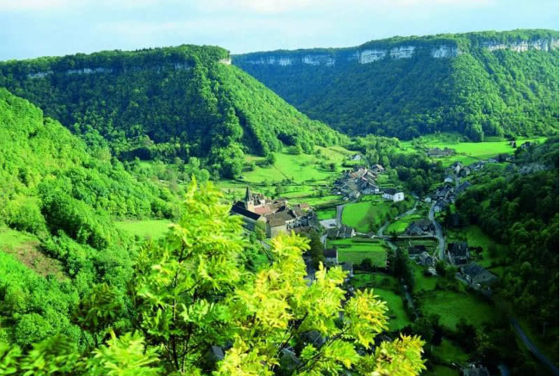 Vin Jaune du Jura, Arbois, Château-Chalon, Côtes-du-Jura, L'Étoile - Jura  Tourisme