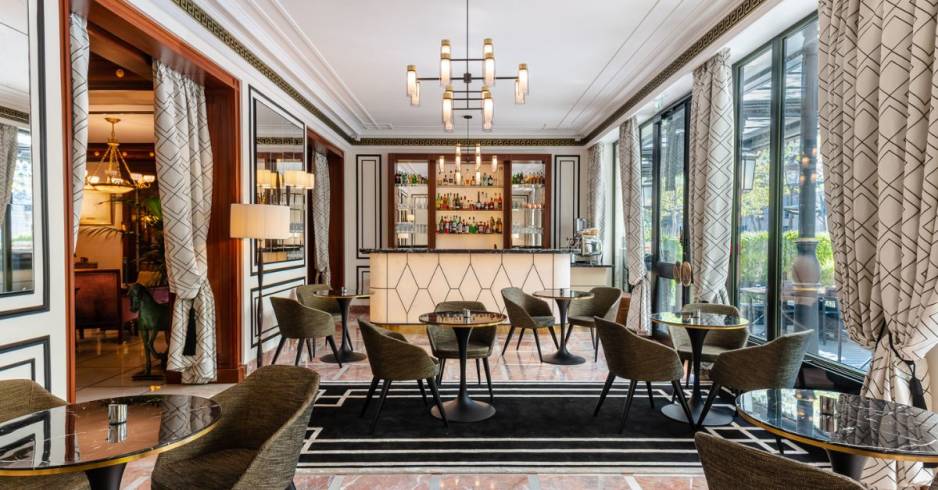 The 1807 Hotel S Napoleon Chic And Contemporary Bar Paris